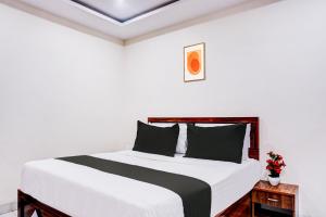 Foto dalla galleria di Hotel O Royal Inn a Pune