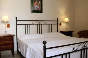 A bed or beds in a room at Holiday Home Emily