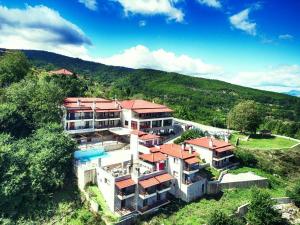 Nevros Hotel Resort and Spa sett ovenfra