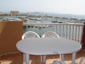 Balkon lub taras w obiekcie Los Miradores Del Puerto - 5207