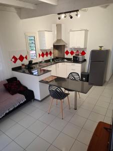 Nhà bếp/bếp nhỏ tại Le mirador