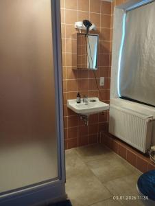 Et badeværelse på Johnny and Jones