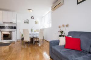 Kuchyň nebo kuchyňský kout v ubytování Apartment Mirjana