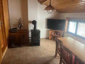 Et tv og/eller underholdning på Chata JaRa