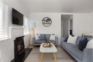 Et opholdsområde på Awesome Beach House on Oceanview Road