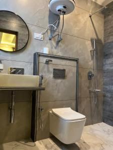 Et badeværelse på Razain suites