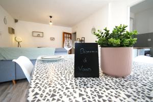 Et opholdsområde på * La Tour : Vue imprenable sur la ville *