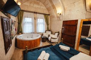 En eller flere senge i et værelse på Young Cave + 59 billeder