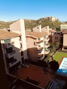 En generel udsigt til bjerge eller udsigt til bjerge taget fra lejligheden