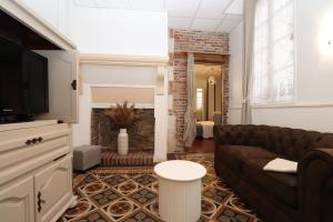 Khu vực ghế ngồi tại Vieille France