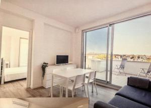 Balkón nebo terasa v ubytování Rodi 3