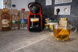 Drinks på Chez Achille + 22 billeder