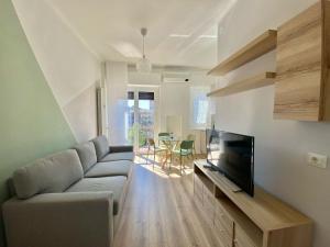 Gallery image of Metro M3 S&M Home, comoda soluzione di design, con collegamento diretto a Duomo di Milano, Stazione Centrale e Milano Porta Garibaldi in Milan