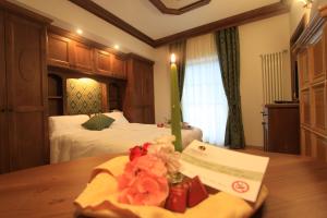 Postel nebo postele na pokoji v ubytování Dolasilla Park Hotel