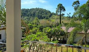 Naturlandskabet i nærheden af villaen