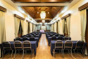 Khu vực hỗ trợ khách đi công tác/phòng hội thảo tại Wiangkaew Hotel