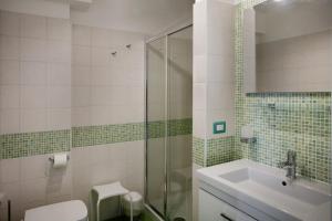Ένα μπάνιο στο B&B A due Passi dal Mare +37 φωτογραφίες