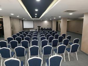 Khu vực hỗ trợ khách đi công tác/phòng hội thảo tại Spa Resort & Hotel Vrnjačke Terme +35 ảnh