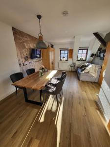 TV/trung tâm giải trí tại Appartement Luthers Stübchen