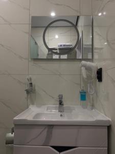 Billede fra billedgalleriet på NOMAD Self Check in Hotel i Zhezdi