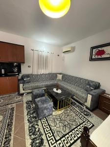 Et opholdsområde på Elsa Apartment + 38 billeder