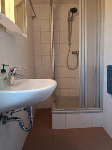 Et badeværelse på ferienhaus-am-scharmützelsee