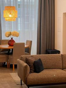 Posezení v ubytování Family Suite Nr 1 - J26 LUXURY APARTMENT, Jauniela 26 Old Riga - Great Location - 2 Bedrooms - 85 m2