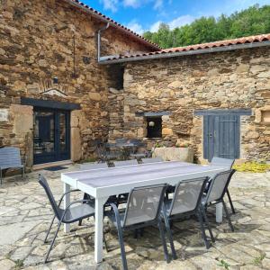 Tòa nhà nơi nhà nghỉ dưỡng tọa lạc