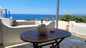 Billede fra billedgalleriet på Akrogiali studios i Donoussa