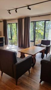 Khu vực ghế ngồi tại Quiet Harbour home Dilijan,entire home ,дом целиком