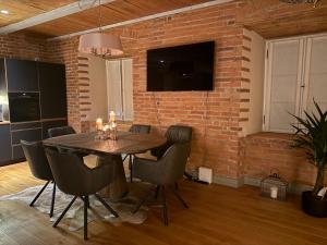 Televisor o centre d'entreteniment de Arabella 16 fotos més