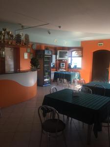Restaurace v ubytování Guest house Citrons