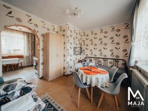 Khu vực ghế ngồi tại Noclegi MAJA