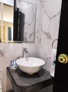 Et badeværelse på Hotel Konford Cañete + 49 billeder