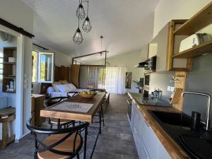 Nhà bếp/bếp nhỏ tại Le petit Nénuphar