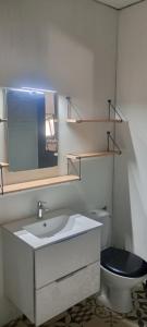 Bany a Appartement C - Centre PONS
