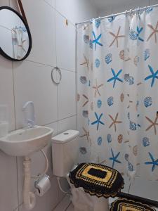 Et badeværelse på Apê econômico a 4 km de Muro Alto + 10 billeder