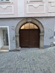 Facaden eller indgangen til Stylish Studio in Linz Old Town Cozy & Central