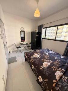 Postel nebo postele na pokoji v ubytování Emira Haven