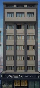 Tòa nhà nơi khách sạn tọa lạc