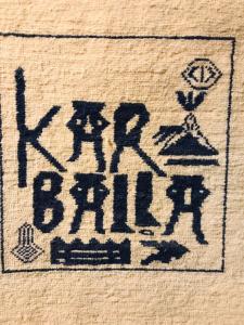 een stuk papier met een Chinees schrift erop bij Karballa Hotel in Aksaray