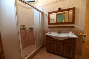 Phòng tắm tại Polyxenia Hotel +63 ảnh