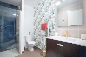 Et badeværelse på L'Eclose - Les Korrigans + 19 billeder