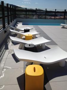 Bazén v ubytování Ibis Styles Collioure Port Vendres nebo v jeho okolí