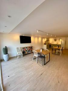 Et tv og/eller underholdning på Sobremesa Boutique