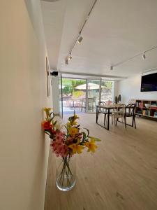 Et tv og/eller underholdning på Sobremesa Boutique + 33 billeder