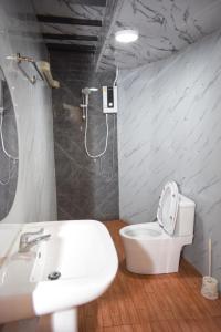 Et badeværelse på Mon phuree Glamping