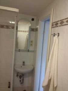 Ένα μπάνιο στο Ferienwohnung Mey +11 φωτογραφίες