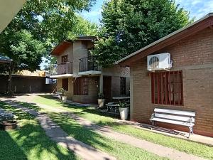 Tòa nhà nơi quán trọ tọa lạc