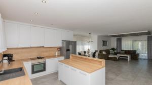 Køkken eller tekøkken på Villa Paradise Grubine - Makarska by Villas Guide